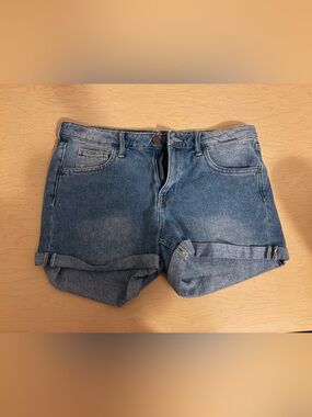 H&M Mid-Blue Rolled Hem Denim Shorts
